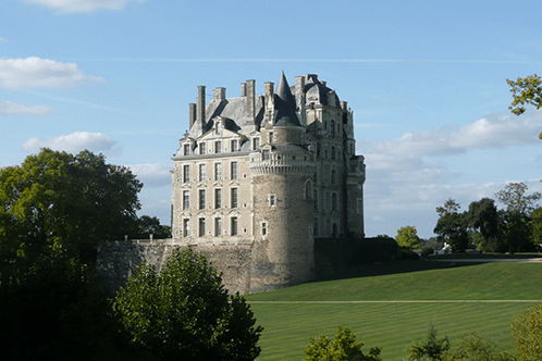 chateau-brissac-vue-jardin